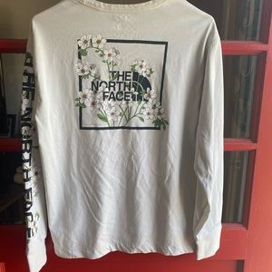 North face women’s long sleeve recycled tshirt